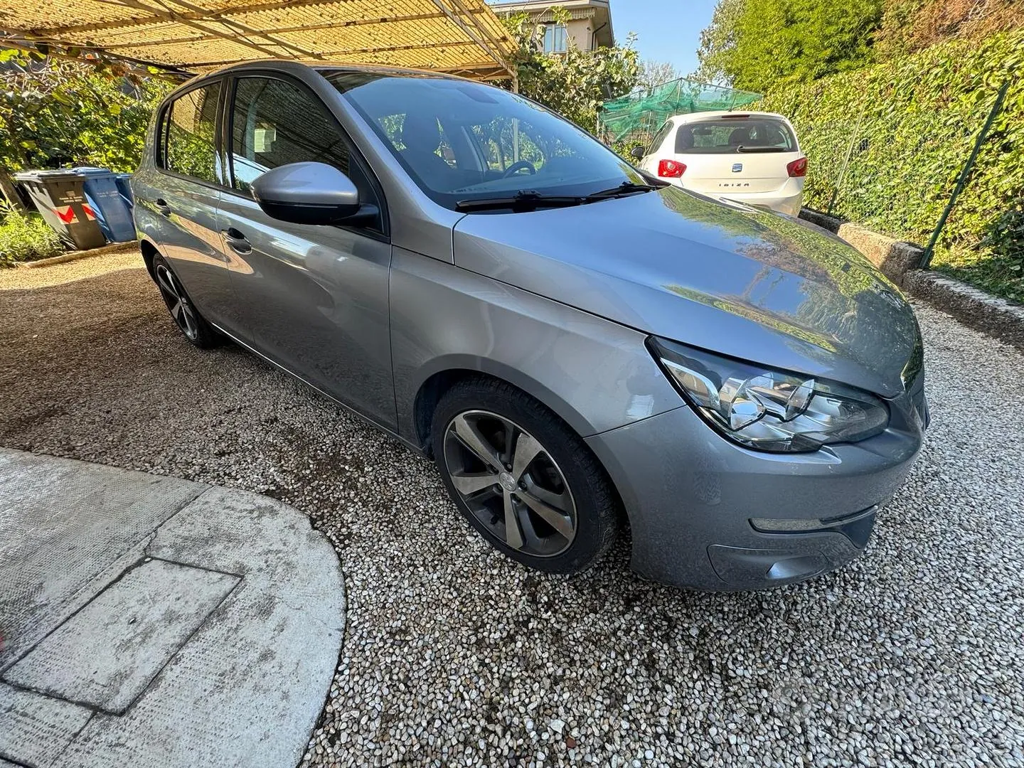Peugeot 308 2015 photo 3