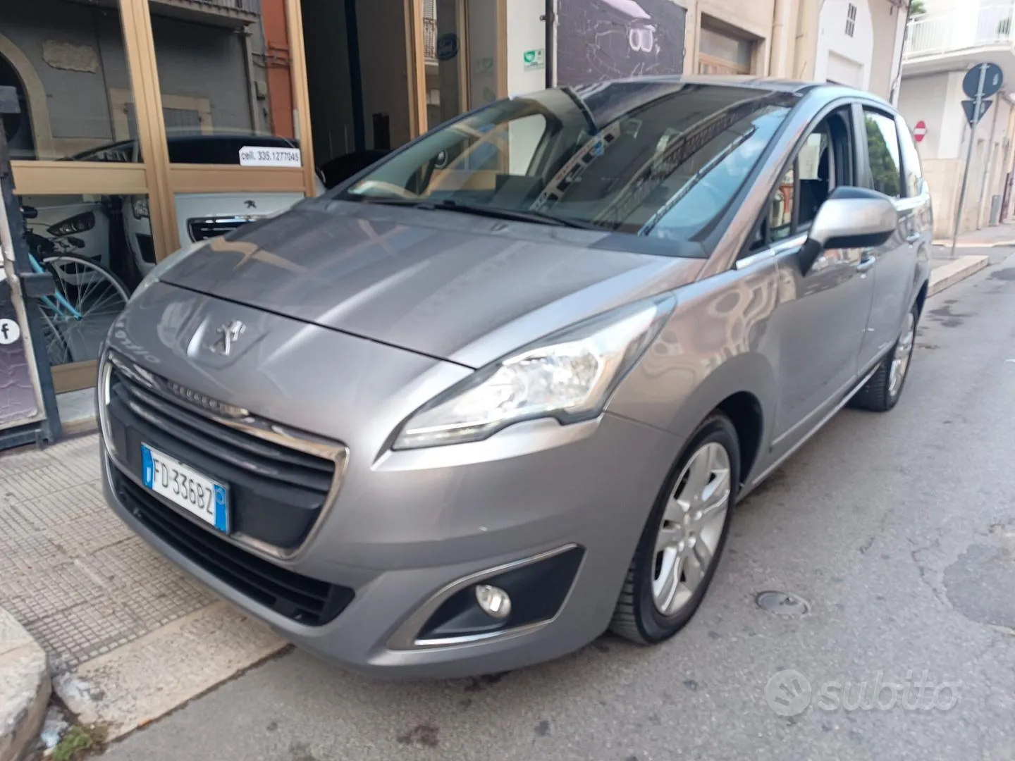 Peugeot 5008