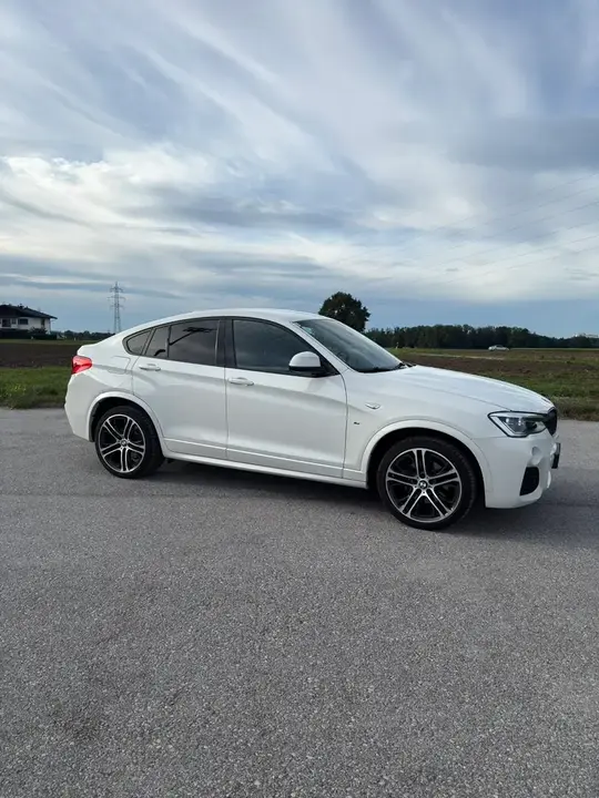 BMW X4 2014 photo 2