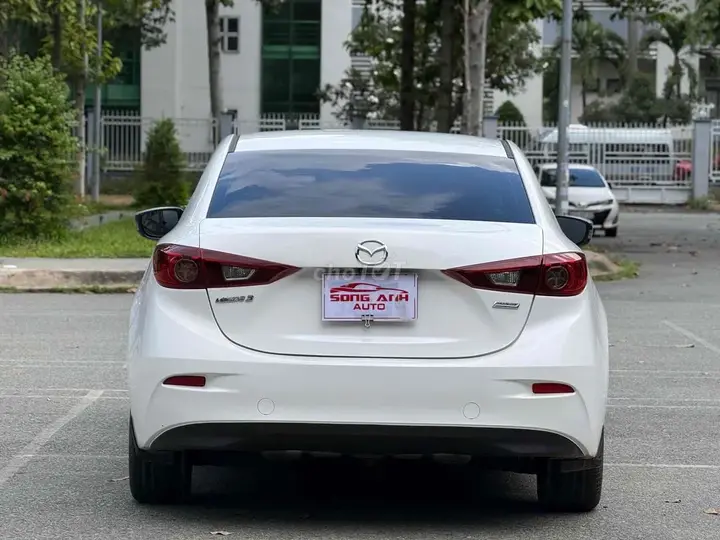 Mazda 3 2016 photo 4