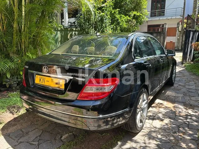 Mercedes-Benz C180 2010 photo 3