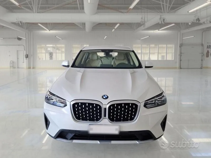 BMW X4 2024 photo 2