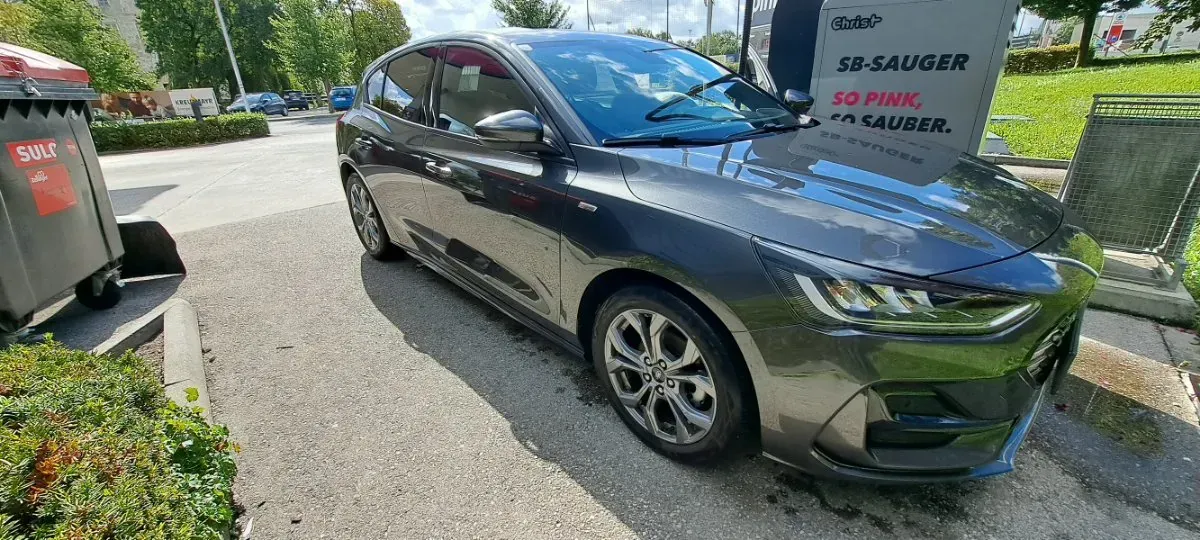 Ford Focus 2023 photo 3