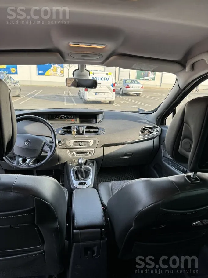 Renault Grand Scenic 2014 photo 5
