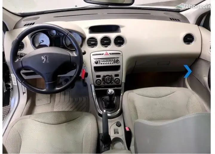 Peugeot 308 2010 photo 3