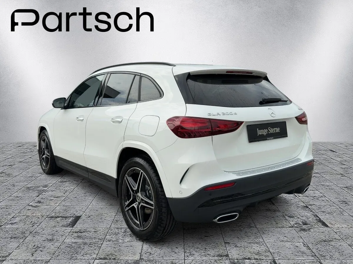 Mercedes-Benz Gla 2026 photo 3
