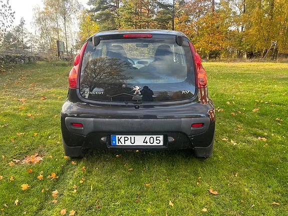 Peugeot 107 2012 photo 2
