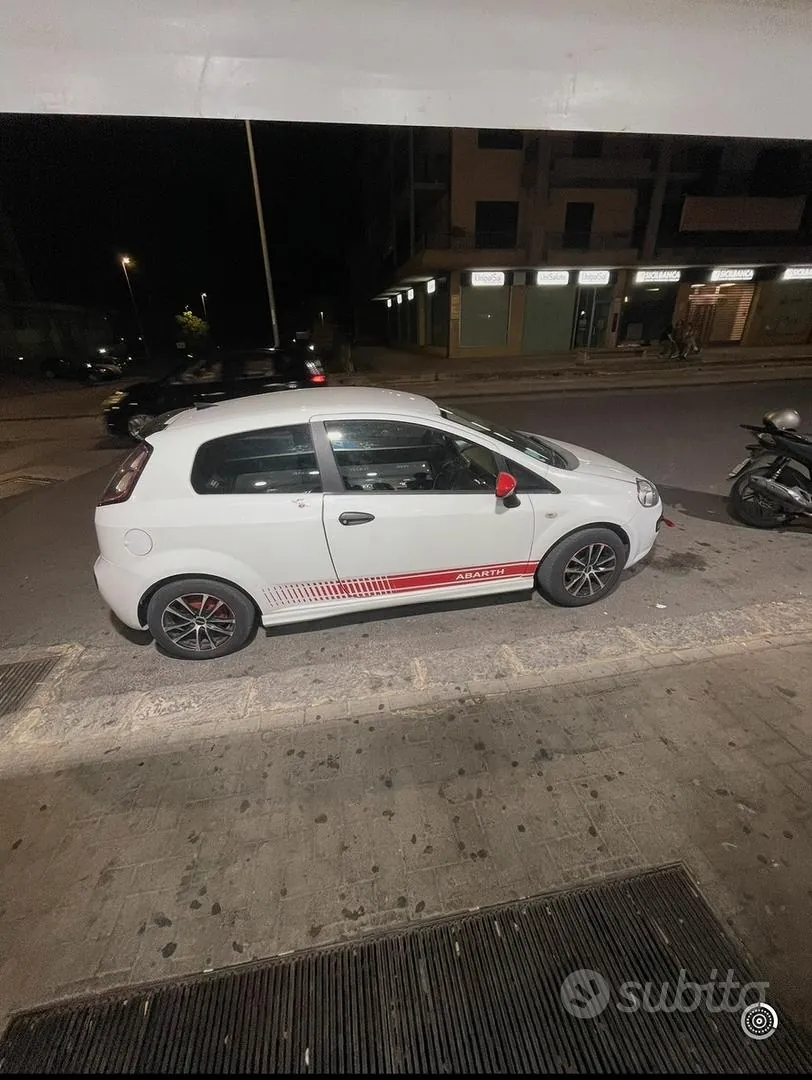 Fiat Grande Punto 2023 photo 4