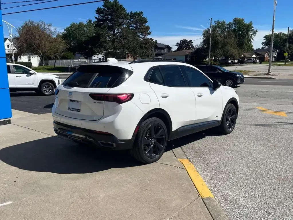 Buick Envision 2024 photo 5