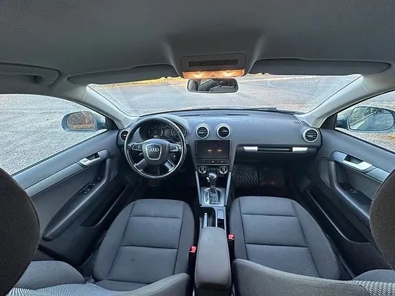 Audi A3 2010 photo 3