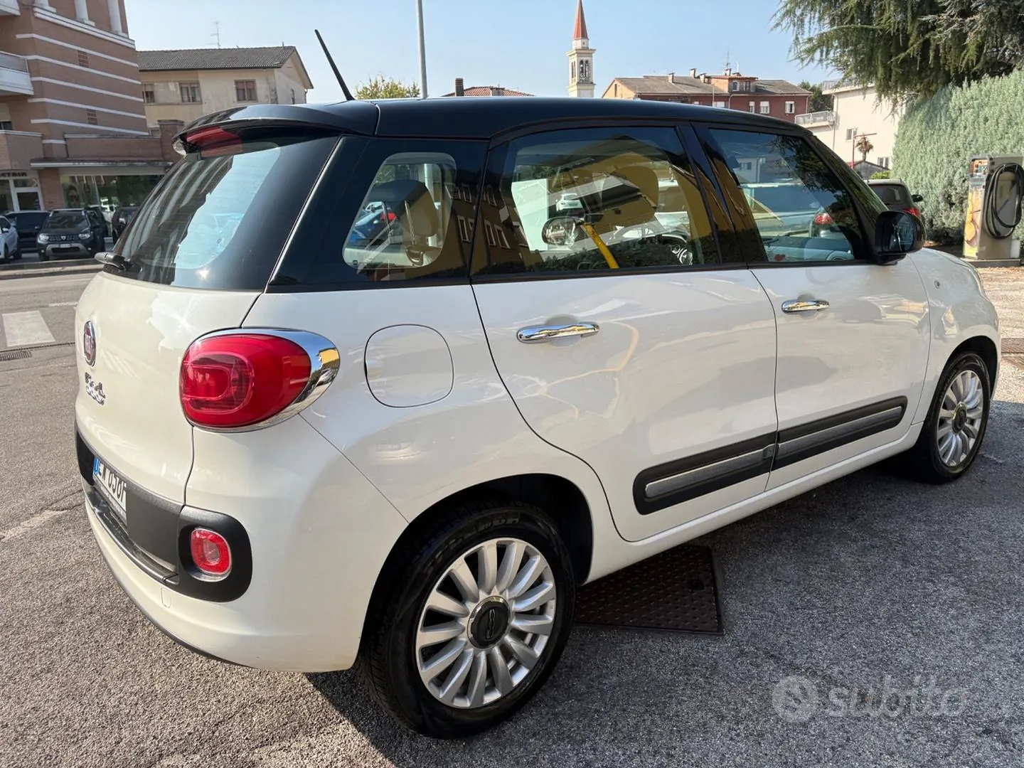 Fiat 500L 2014 photo 4