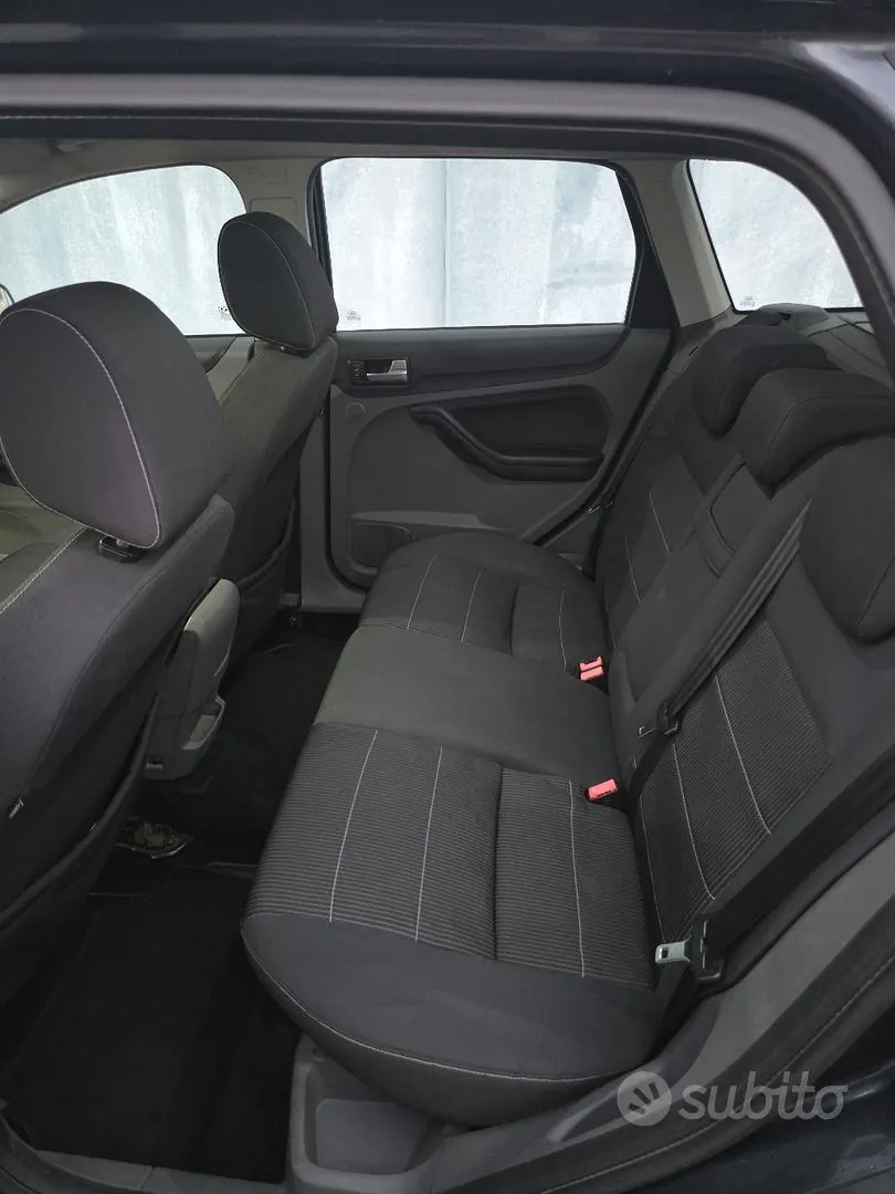 Ford Focus Sw 2009 photo 4
