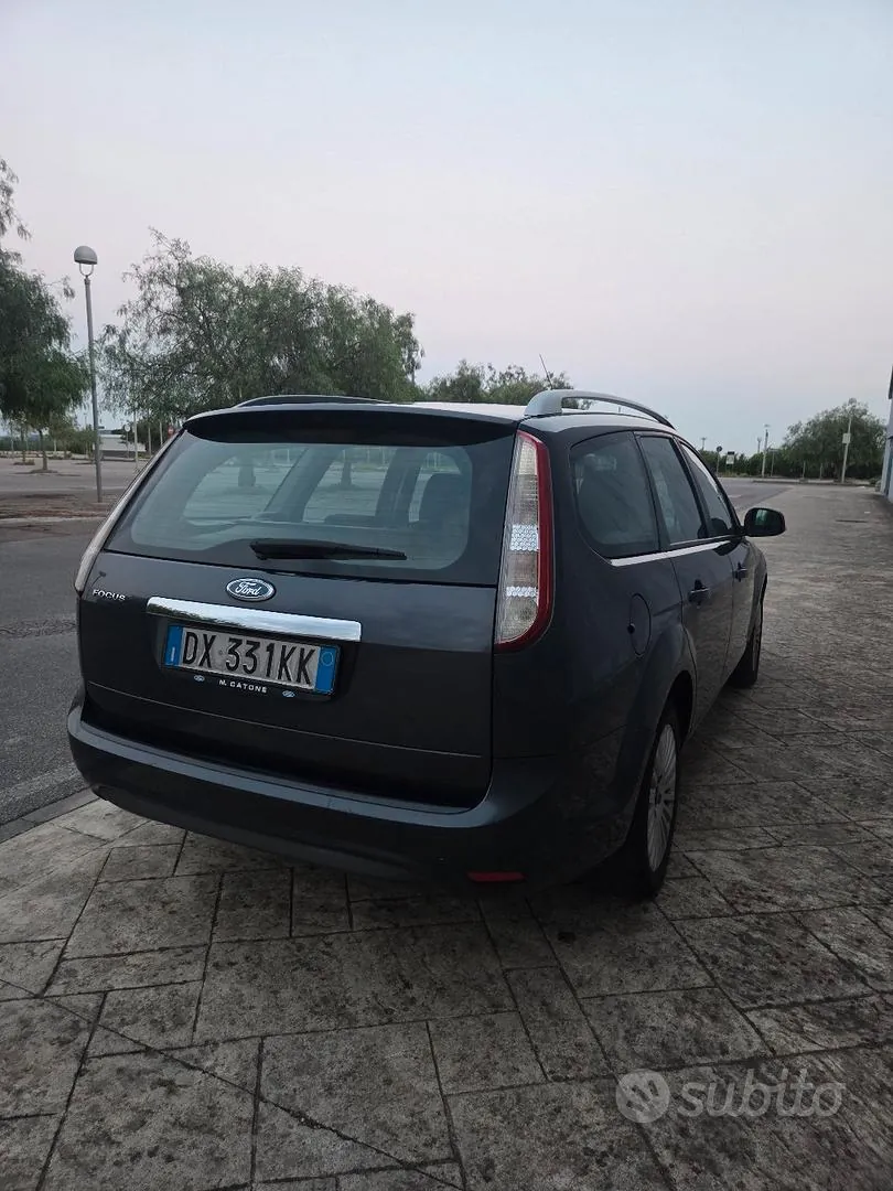 Ford Focus Sw 2009 photo 2
