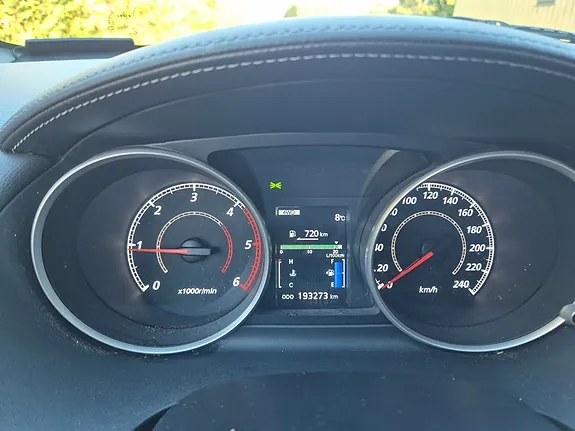 Mitsubishi Outlander 2011 photo 4