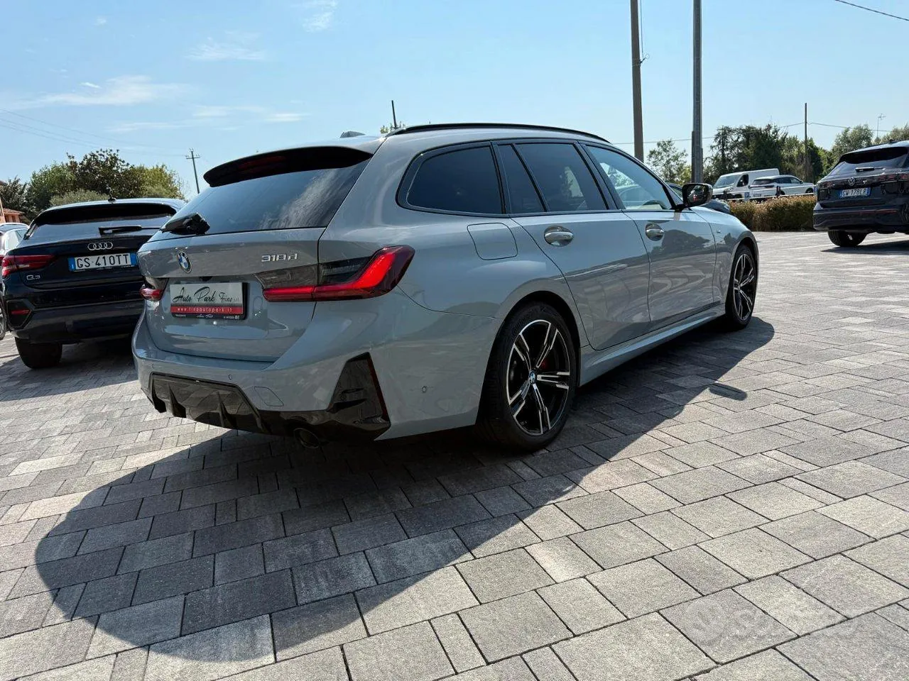 BMW 318D 2025 photo 4
