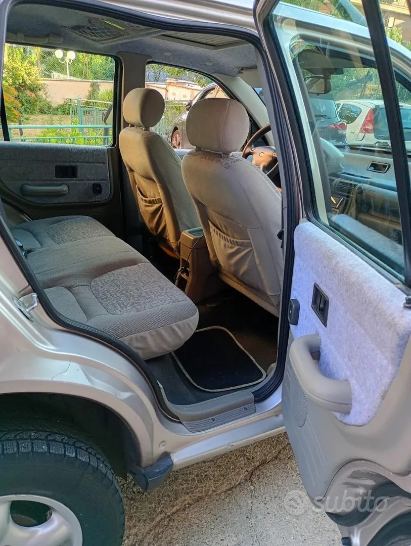 Land Rover Freelander 2001 photo 2