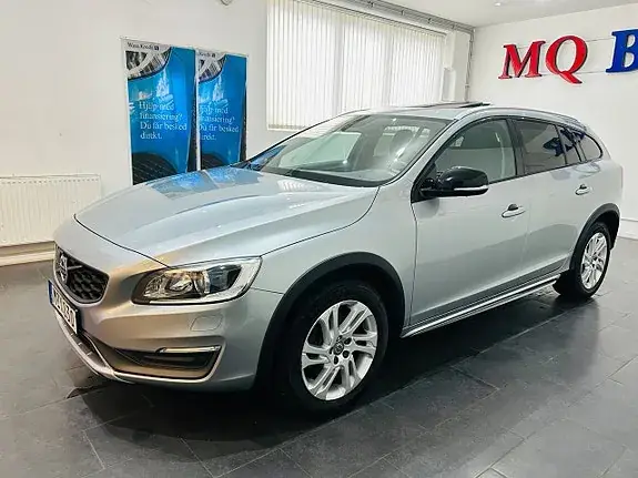Volvo V60 Cross Country 2016 photo 5