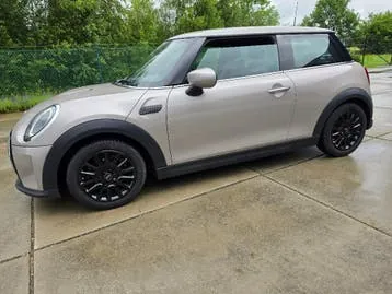 Mini One 2021 photo 3