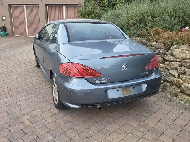 Peugeot 307 Cc 2004 photo 2