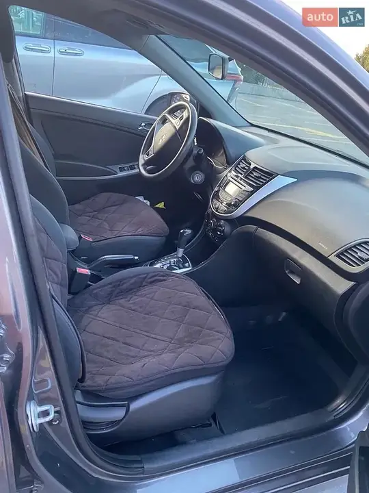 Hyundai Accent 2014 photo 5