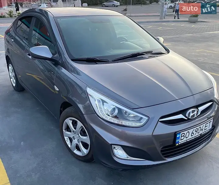 Hyundai Accent 2014 photo 3