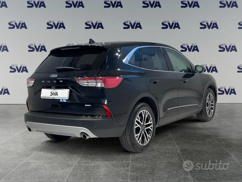 Ford Kuga 2021 photo 2