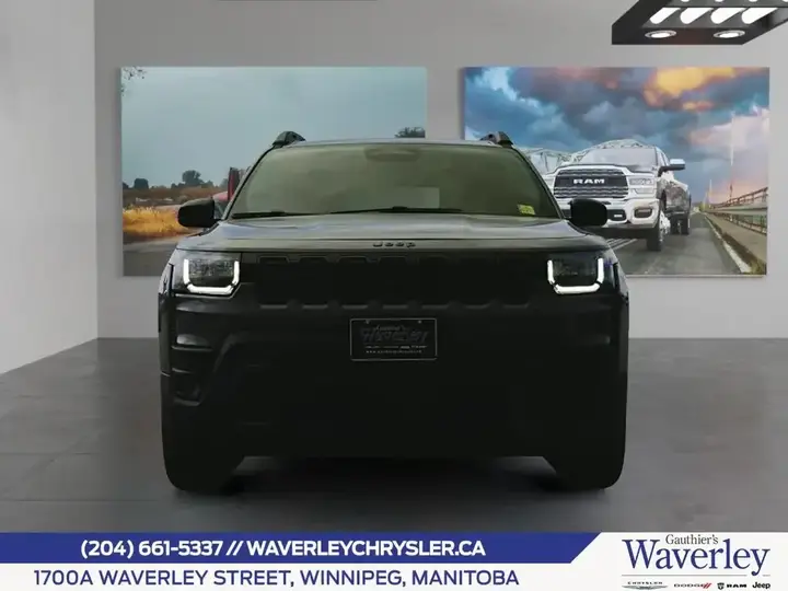 Jeep Cherokee 2026 photo 2