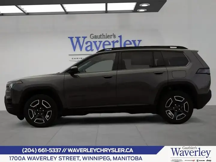 Jeep Cherokee 2026 photo 3