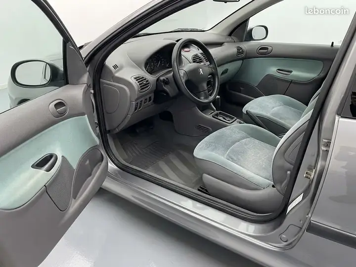 Peugeot 206 2000 photo 4