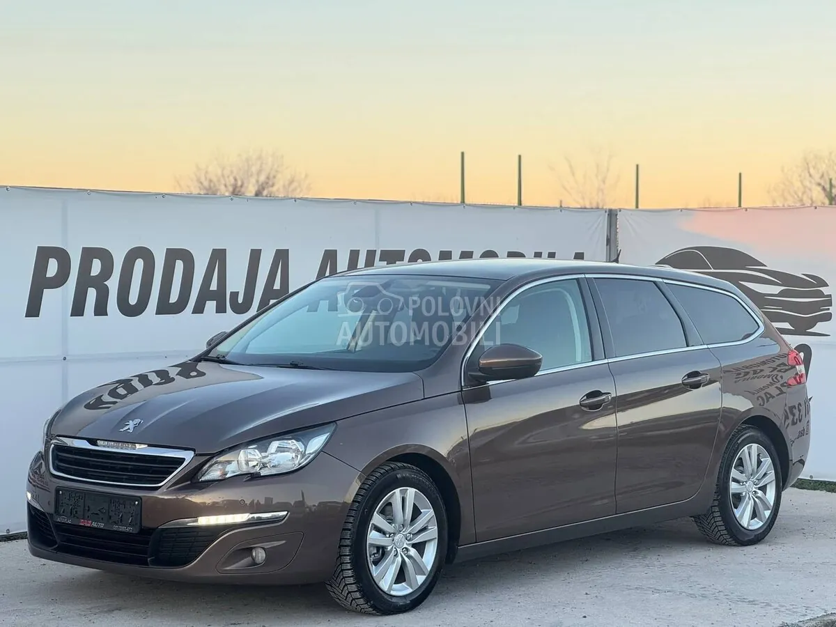 Peugeot 308 2014 photo 3