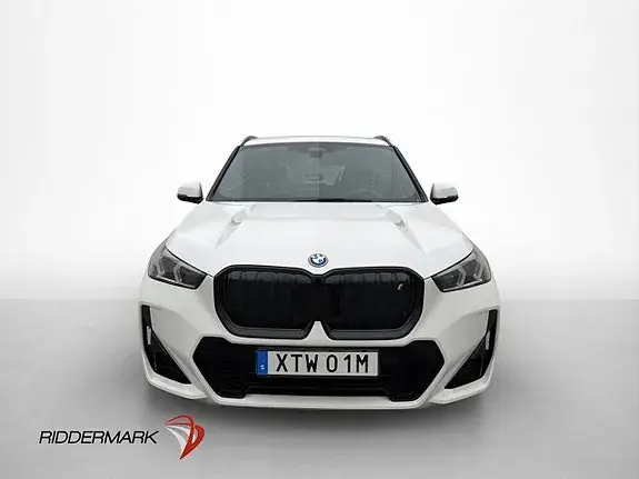 BMW Ix1 2023 photo 3