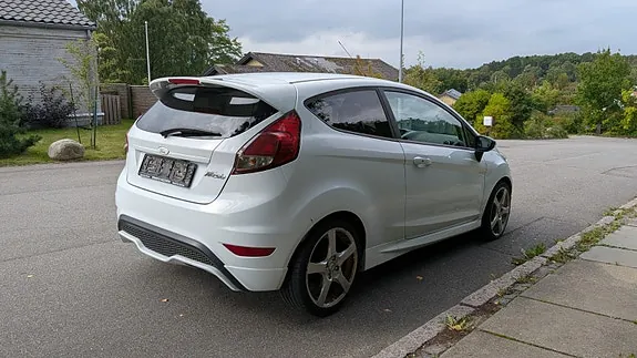 Ford Fiesta 2015 photo 5
