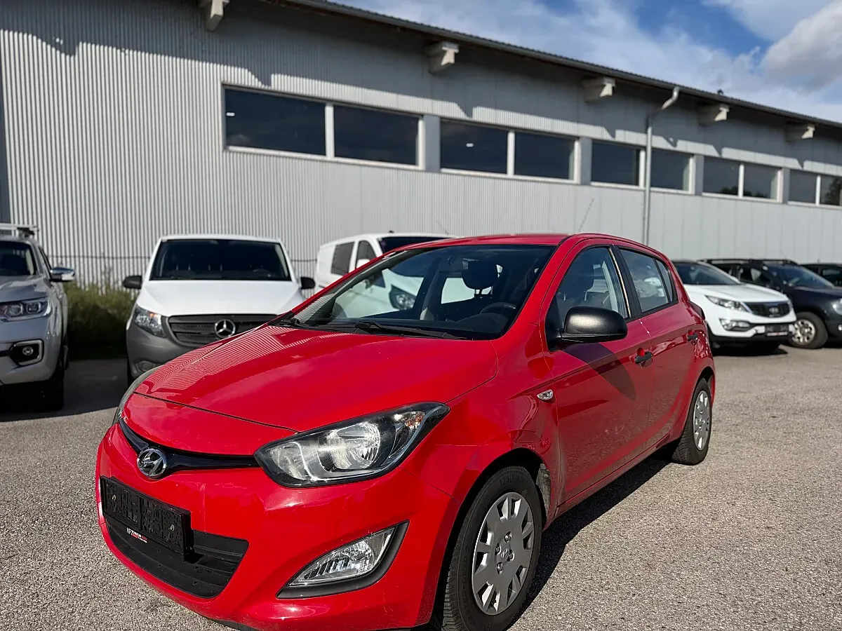 Hyundai I20 2012 photo 2