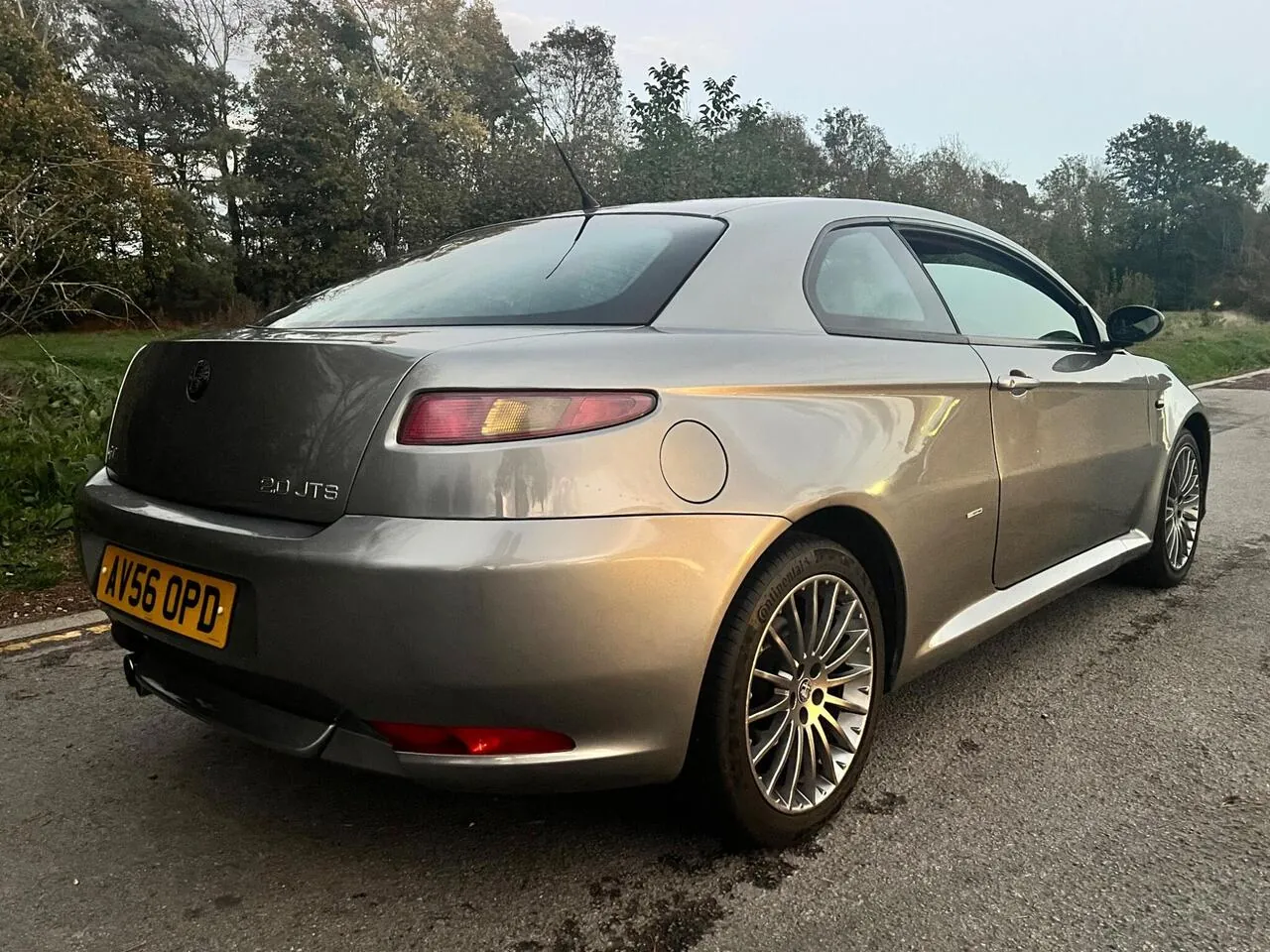 Alfa Romeo Gt 2006 photo 2