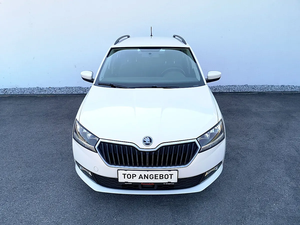 Skoda Fabia 2021 photo 3
