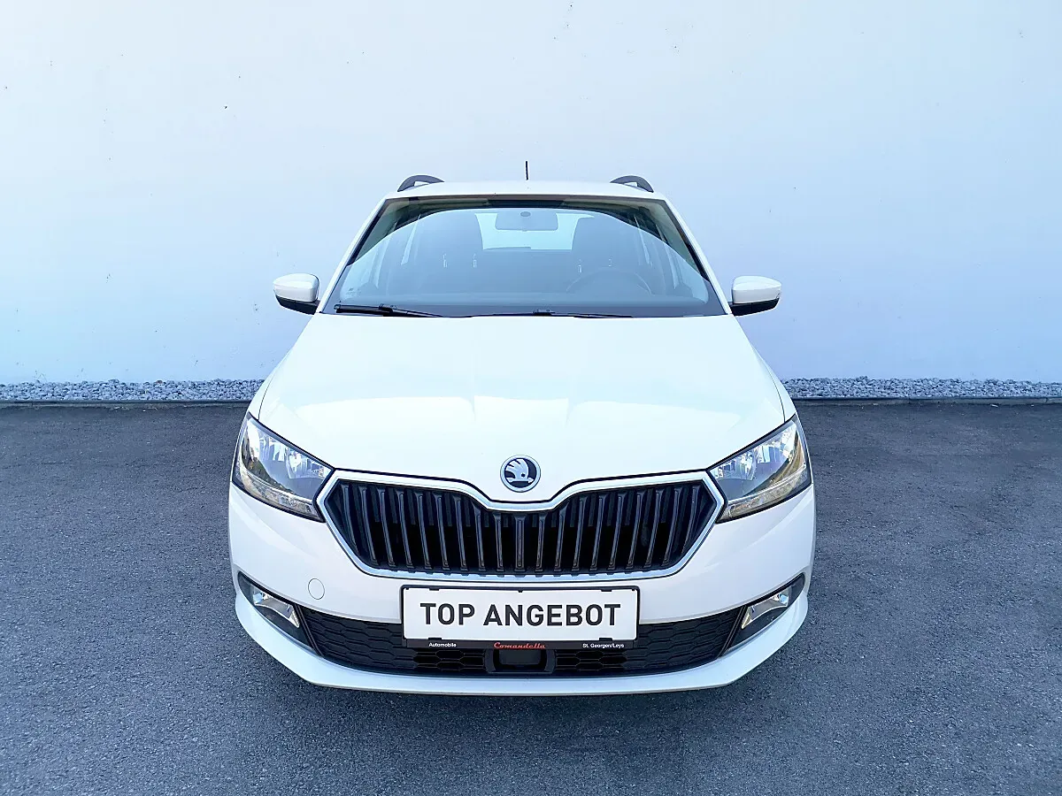 Skoda Fabia 2021 photo 2