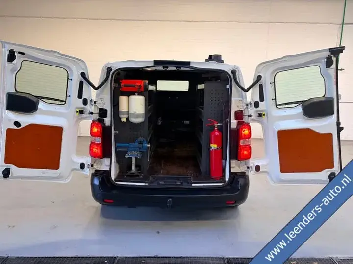 Citroen Jumpy 2019 photo 2