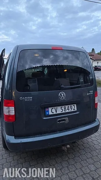 Volkswagen Caddy Maxi 2010 photo 3