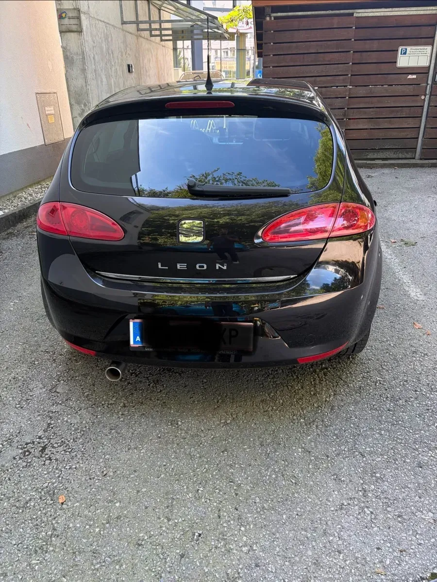 Seat Leon 2009 photo 3