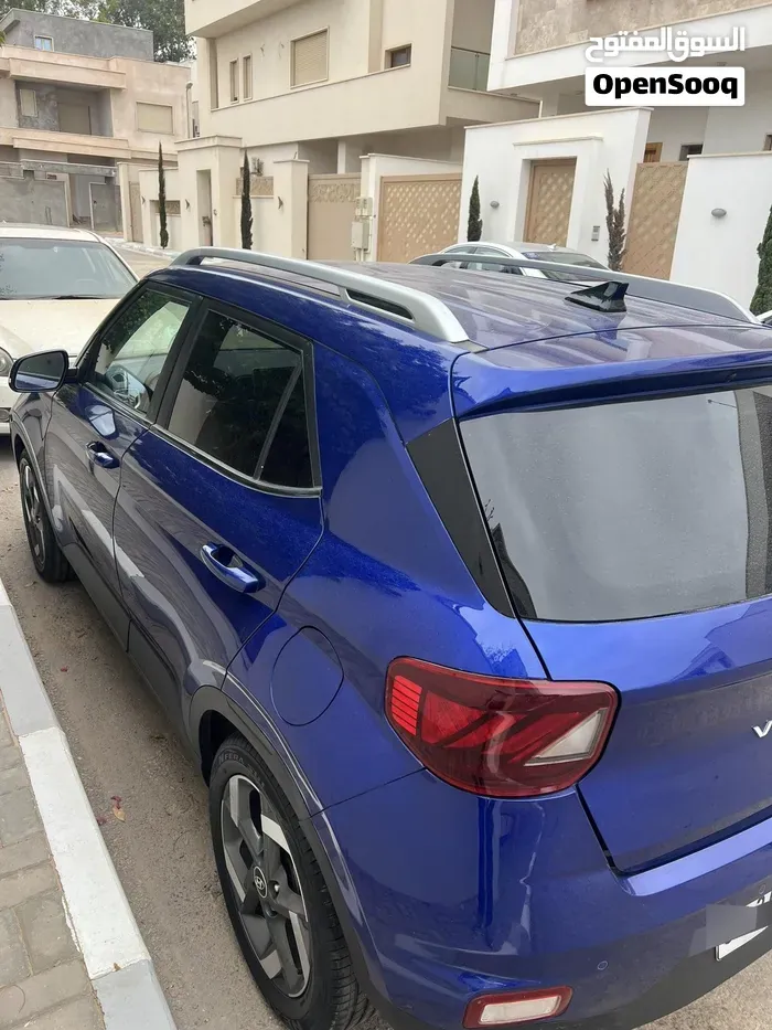 Hyundai Venue 2021 photo 2
