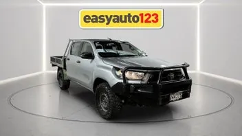 Toyota Hilux 2021 photo 2