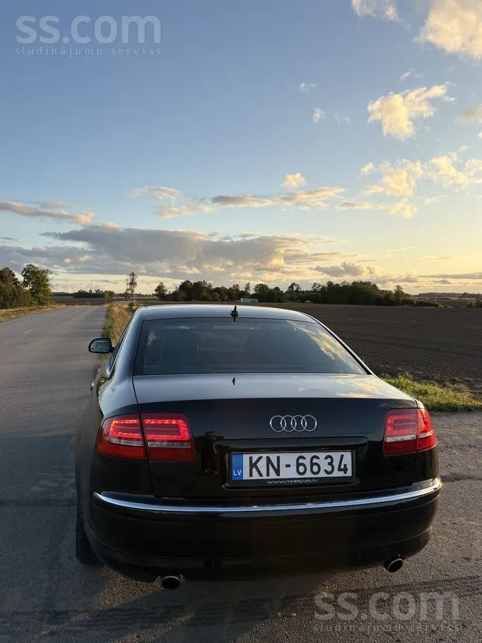 Audi A8 2007 photo 3