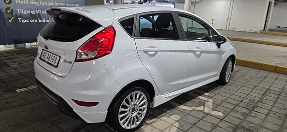 Ford Fiesta 2015 photo 5
