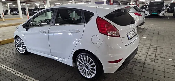 Ford Fiesta 2015 photo 3