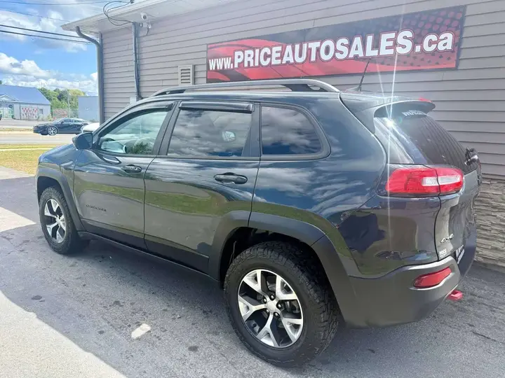 Jeep Cherokee 2018 photo 4