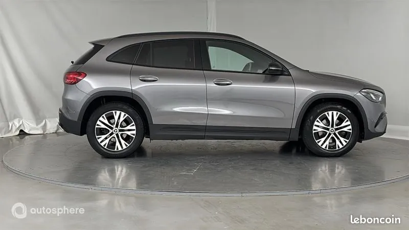 Mercedes-Benz Gla 2024 photo 4