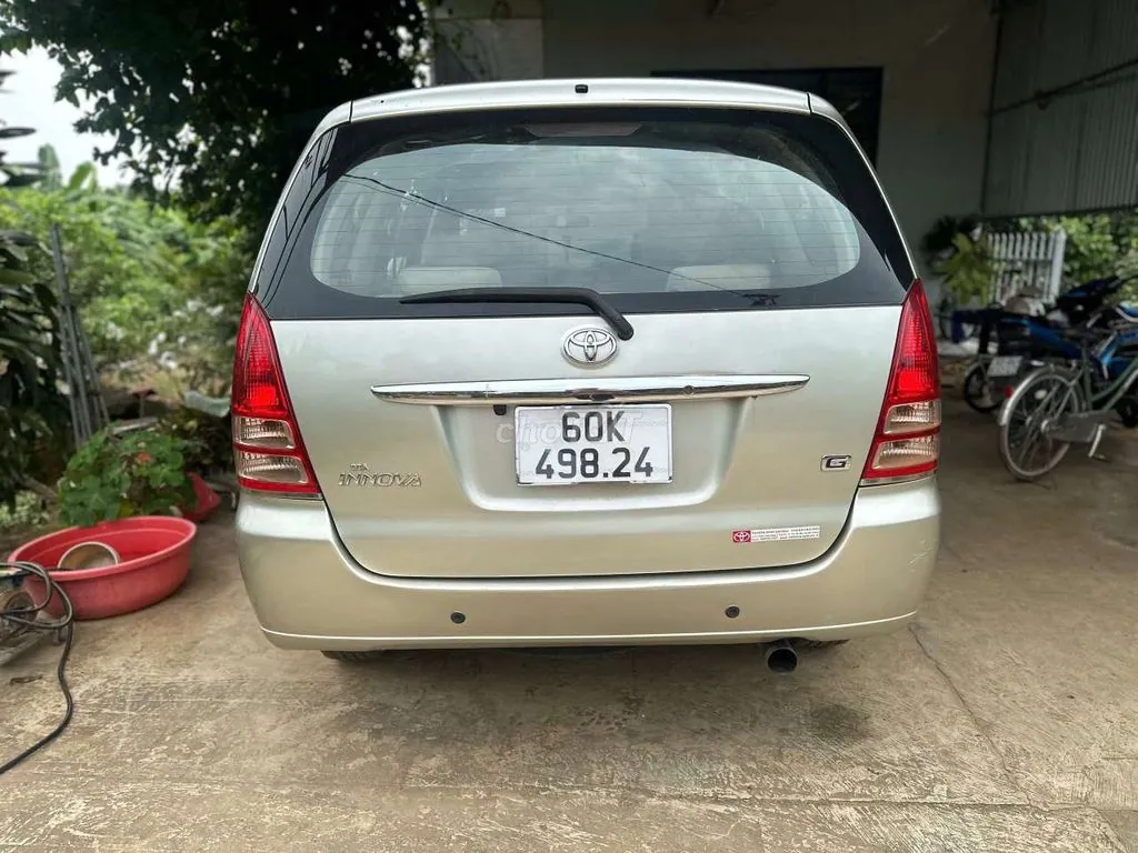 Toyota Innova 2006 photo 2