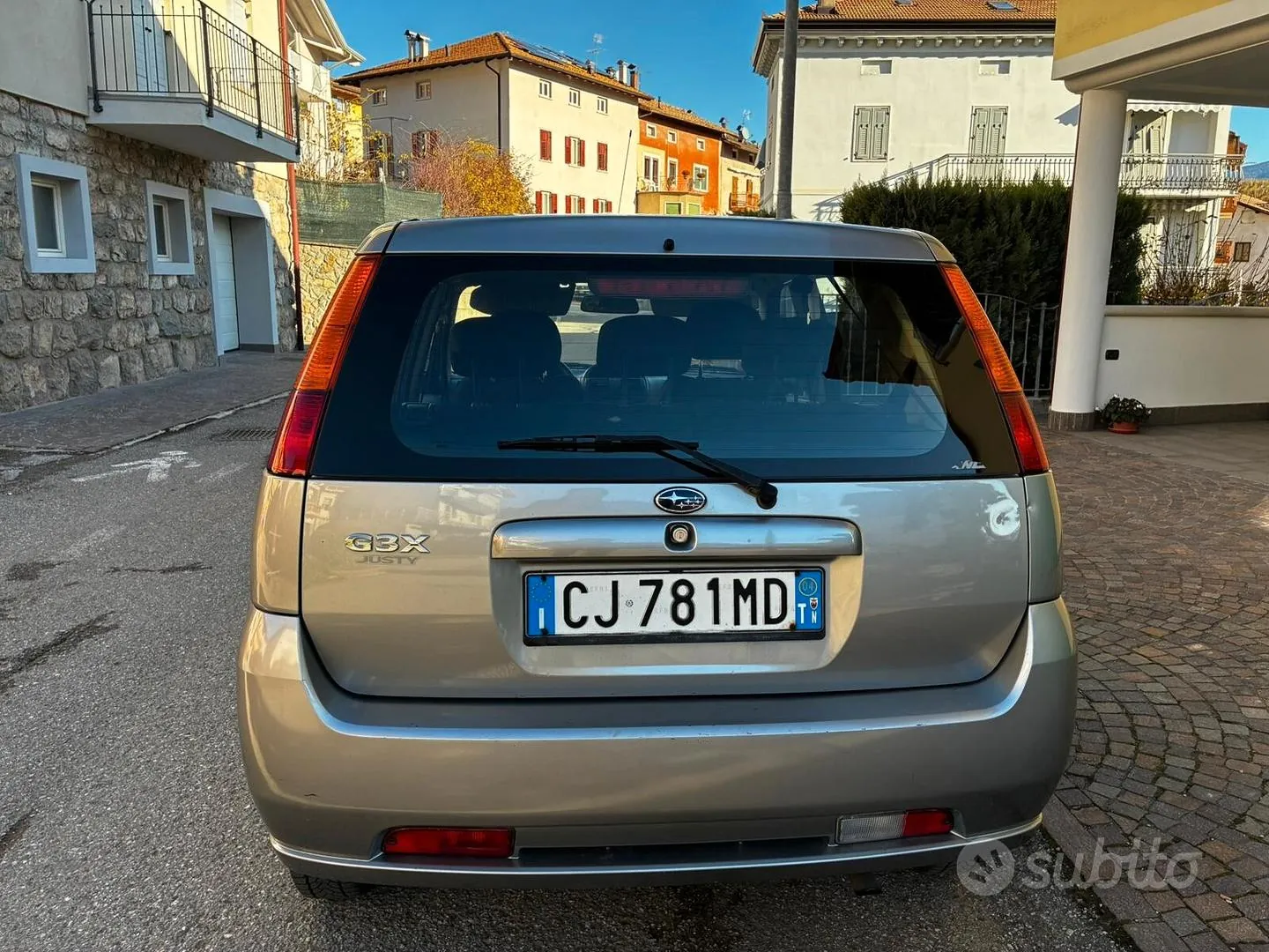 Suzuki Ignis 2004 photo 4