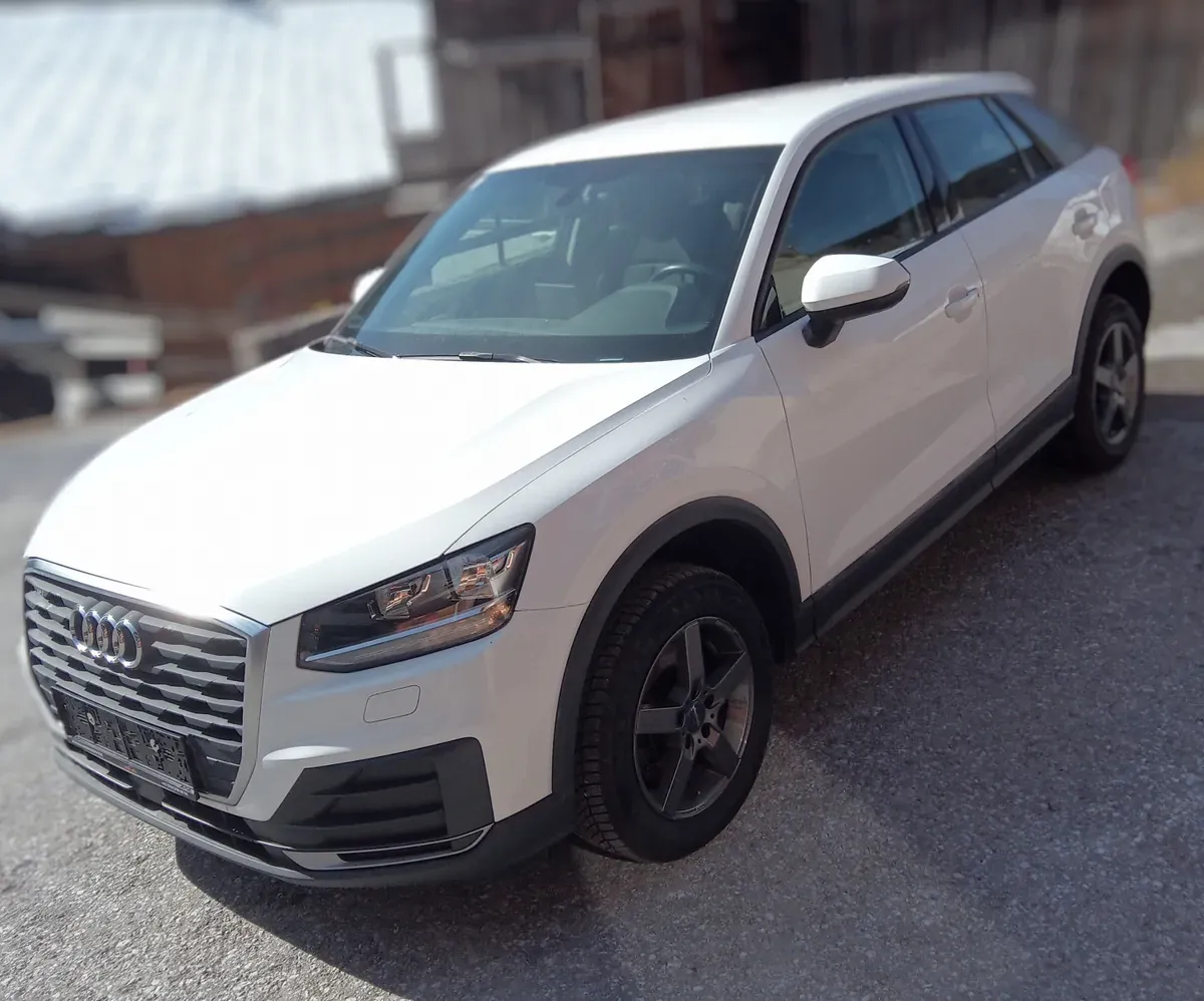 Audi Q2 2017 photo 3