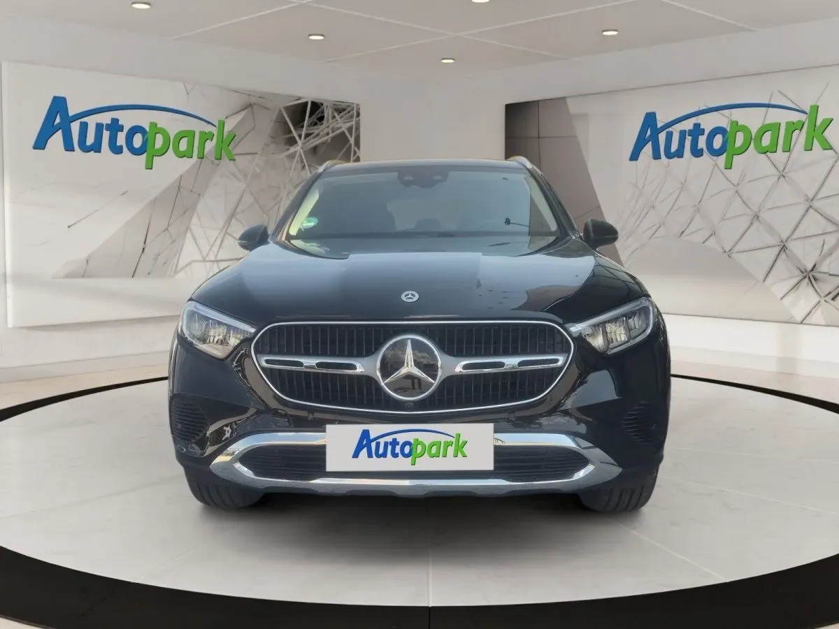 Mercedes-Benz Glc-Class 2024 photo 2